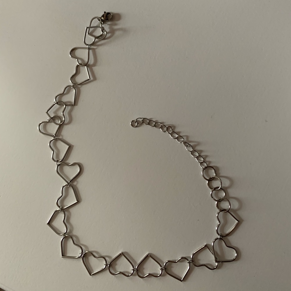 BRANDY MELVILLE HEART CHOKER💞